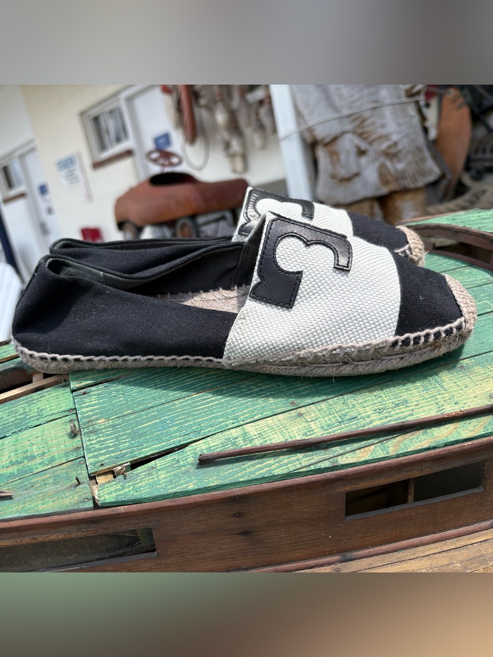 NWOT Tory Burch Veranda A-Line Espadrilles - Black and White Logo Canvas 9.5 - Picture 3 of 4